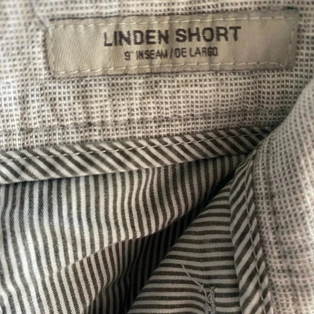 Goodfellow & Co. Linden Shorts Mens 42 Light Grey Slash Pocket 9” Inseam